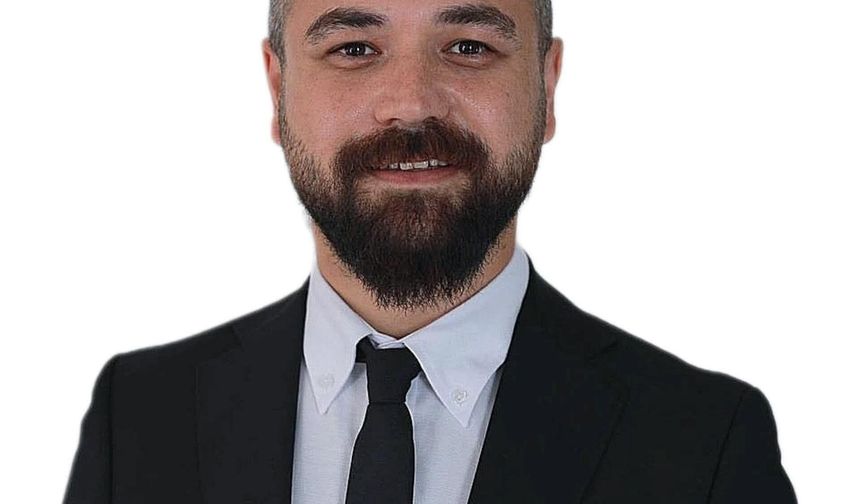 Osmaniyeli Akademisyen Oğuzhan Hazır Doçent Oldu