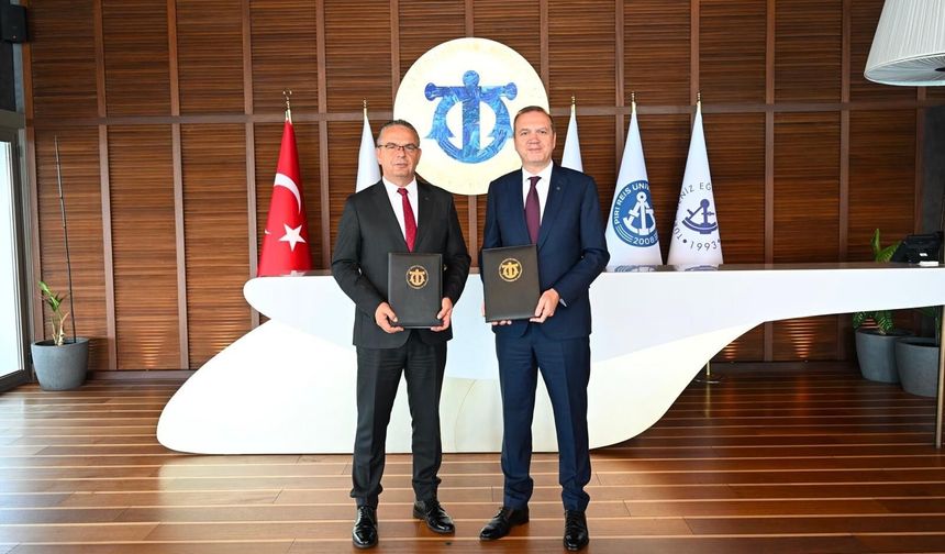 İş Bankası ve İMEAK Deniz Ticaret Odası işbirliği protokolü imzaladı