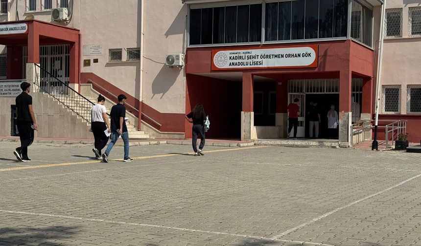 Kadirli’de YKS Heyecanı: AYT Oturumu Saat 10.15’te Başladı