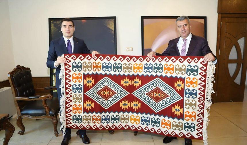 Kaymakam Volkan Özer'den Payas Belediyesine Veda Ziyareti