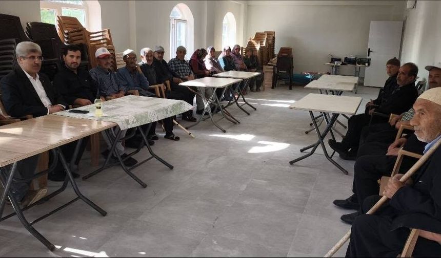 Müftü Mustafa Erdem İnderesi Köyü’nde Vatandaşlarla Buluştu