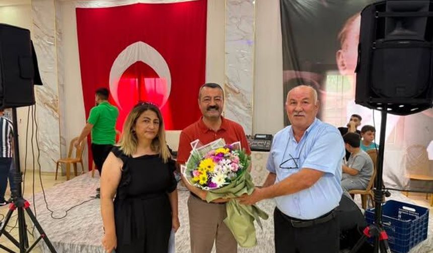 Ökkeş Aksoy Öğrencilerin Mezuniyet Sevincine Ortak Oldu