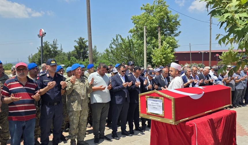 Osmaniye'de hayatını kaybeden Kıbrıs gazisinin cenazesi defnedildi
