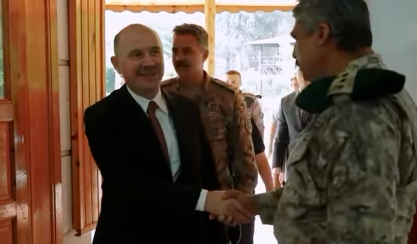Osmaniye Valisi Sahada