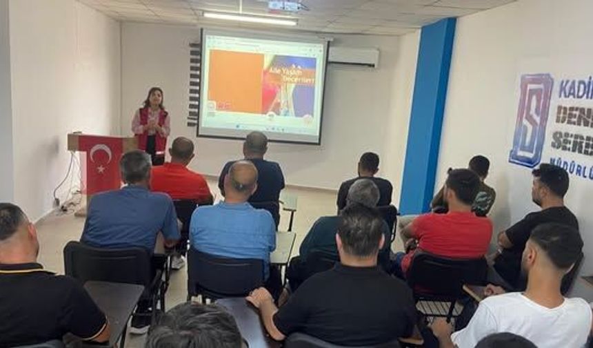 Kadirli’de Yükümlülere “Aile Yaşam Becerileri” Eğitimi Verildi
