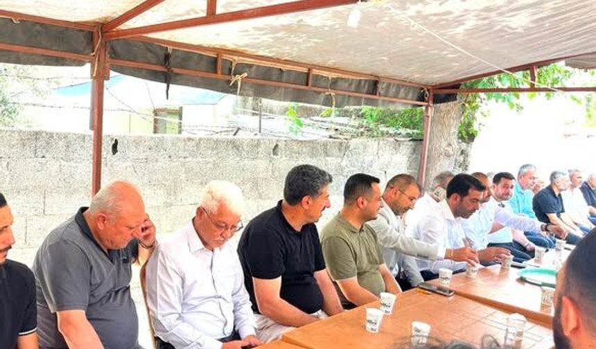 AK Parti Sumbas’tan Loğoğlu Ailesine Taziye Ziyareti