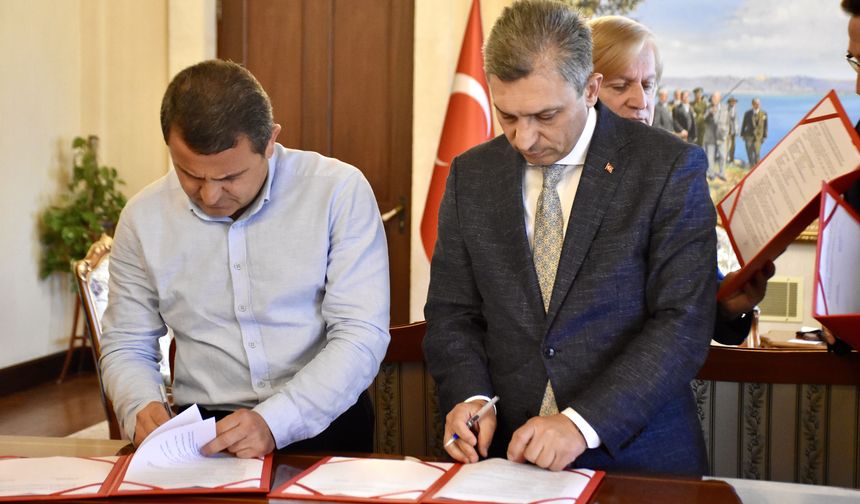 Antalya'da Topçu Yüzbaşı Mustafa Ertuğrul Aker Bataryası'nın ihyası için iş birliği protokolü imzalandı