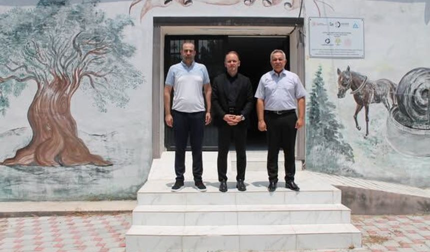 Erzin Kaymakamı Akpınar Gani Güven Köy Yaşam Merkezi’ni Ziyaret Etti