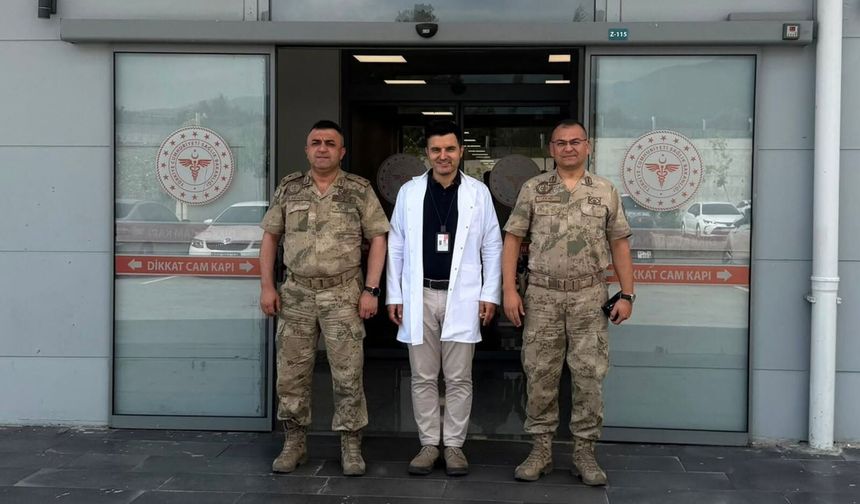 Erzin İlçe Jandarma Komutanlarından Başhekim Mutlu'ya Veda Ziyareti