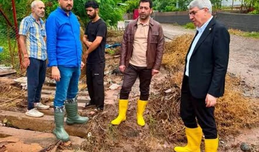Seydi Gülsoy Ve AK Parti Heyeti Sahada