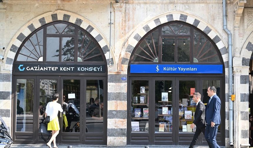 İş Bankası Kültür Yayınlarının 31. kitabevi Gaziantep'te açıldı