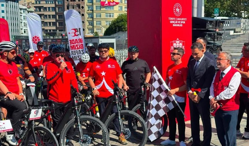 İstanbul’da 15 Temmuz Bisiklet Turu Yoğun Katılımla Yapıldı