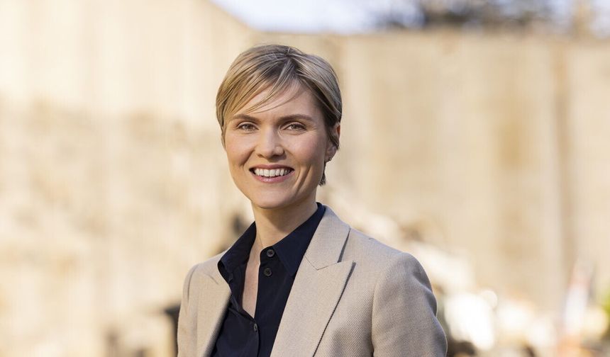 İzlanda'nın Genç Başbakanı Kim? Kristrún Frostadóttir Evli mi?