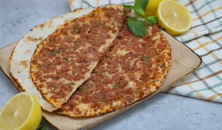 Osmaniyeliler Akşam Ne Pişireceğini Düşünmesin Pratik Lahmacun Tarifi