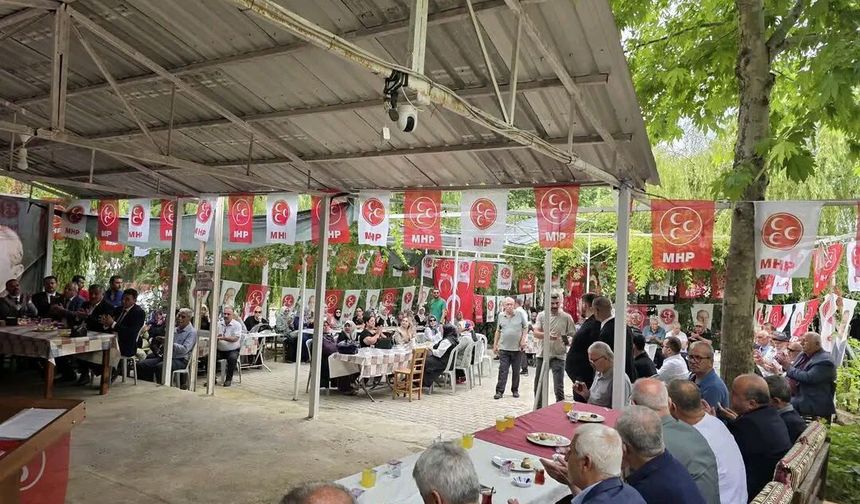 Hasanbeyli'nde MHP Kongresi Yoğun Katılımla Gerçekleşti