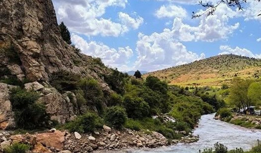 Niğde’nin Doğal Güzelliği Totari Çayı Büyülüyor