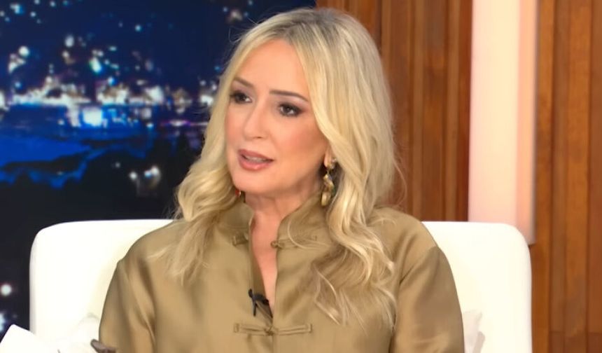 Saba Tümer'in Acı Günü: Babasına Veda Etti