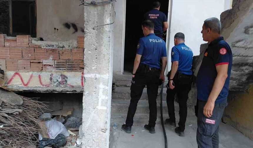 Siirt Kurtalan’da Metruk Bina Alevlere Teslim Oldu
