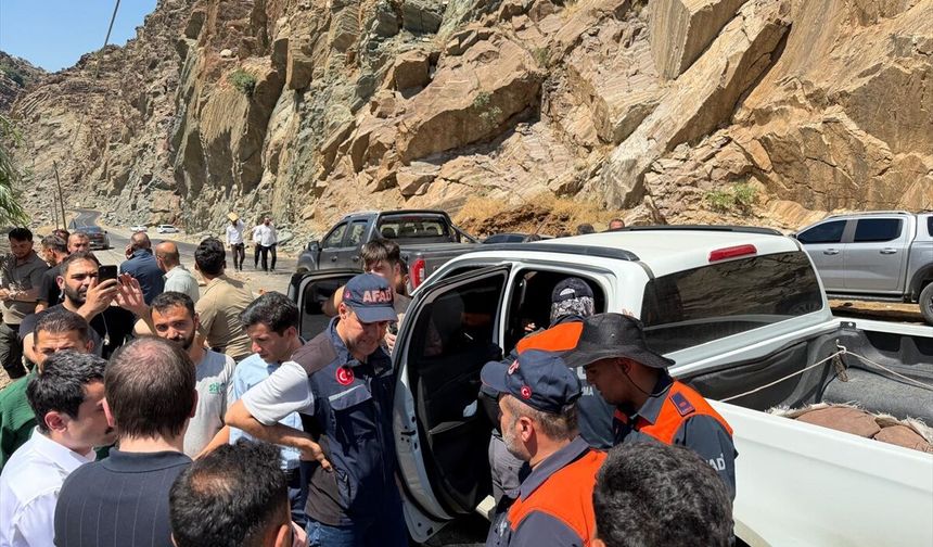 Şırnak'ta balık tutarken Habur Çayı'na düşen kişiyi arama çalışmaları sürüyor