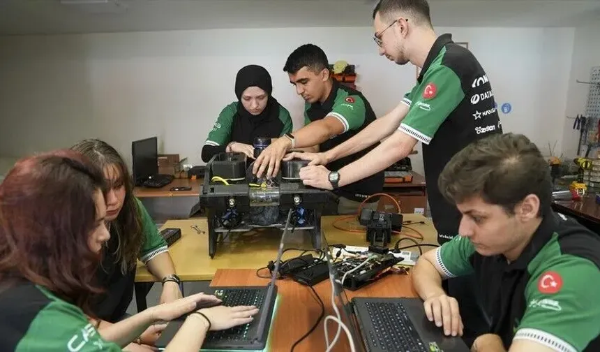 YTÜ Öğrencilerinden Yapay Zekâlı Yerli Su Altı Aracı
