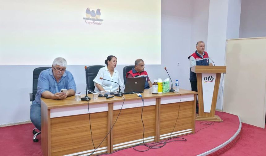İl Tarım Müdürü Hasan Hüseyin Diner'den Çiftçilere Eğitim