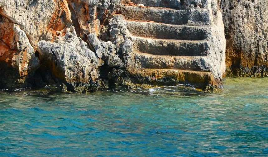 Antalya Kekova'da 2 Bin Yıllık Tarih Gün Yüzünde