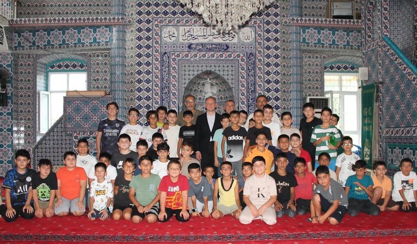 Erzin Kaymakamı Akpınar Kur'an Kursu Öğrencileriyle Buluştu