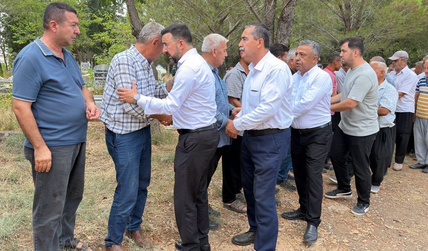 AK Parti Düziçi İlçe Başkanı Turgut Kararmaz Acıyı Paylaştı
