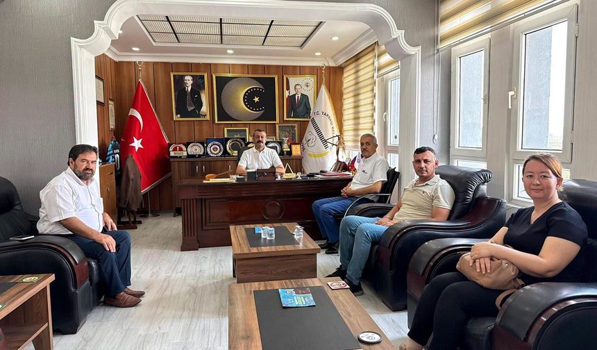 AK Parti Koordinatörü Kanat’tan Başkan Aksoy’a ziyaret