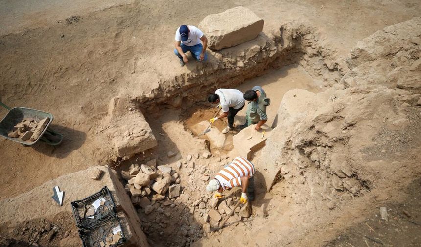 Nysa Antik Kenti’nde 1600 Yıllık Hamam Gün Yüzüne Çıkıyor