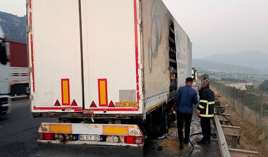 Adana-Gaziantep Otoyolunda Tır Yangını