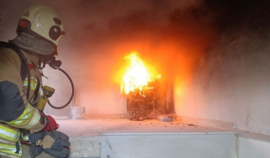 Arsuz’da Güneş Enerjisi Aküleri Alev Aldı