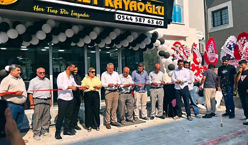 Başkan Kılıç Kuaför Salonu Açılışına Katıldı