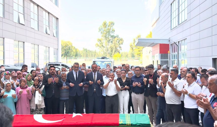 Hemşire Zeynep Küçük son yolculuğuna uğurlandı