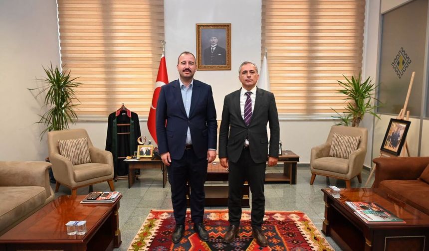 MHP Osmaniye Merkez İlçe Başkanı Yener Tuncer’den Başkan Çenet’e Ziyaret