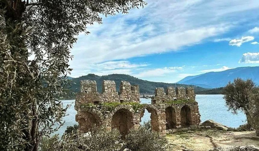 Kapıkırı Bafa Gölü Doğası ve Tarihiyle Büyülüyor