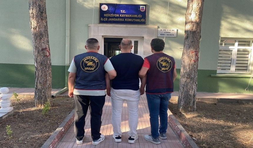 Kırmızı Bültenle Aranan Şüpheli Amasya’da Yakalandı