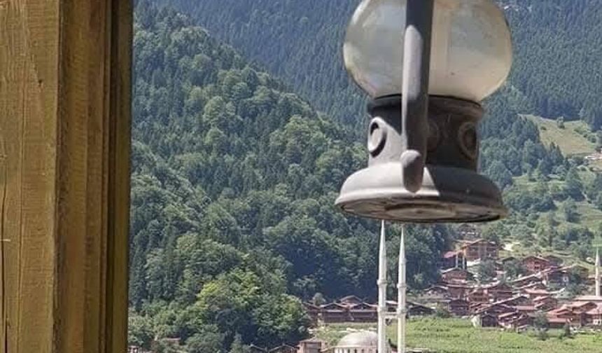 Trabzon Uzungöl Doğanın Kalbinde Ziyaretçilerini Ağırlıyor
