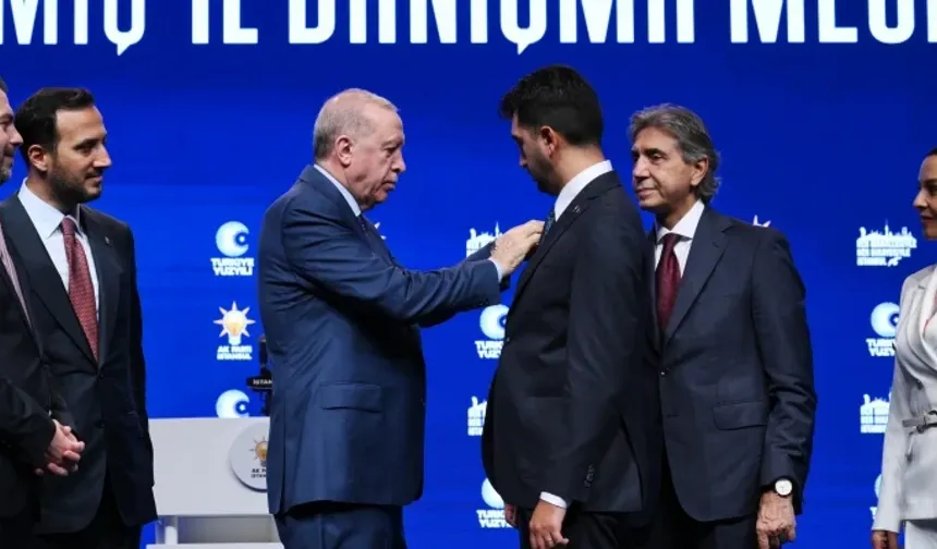 Tuzla Belediye Başkanı Eren Ali Bingöl Kimdir?