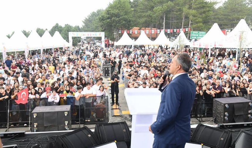 Zorkun Çocuk Şenliği Coşkulu Finalle Sona Erdi