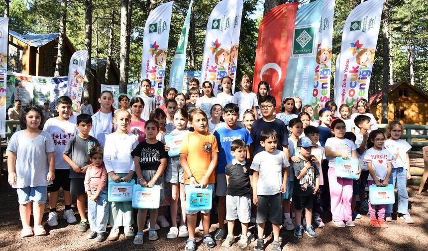 Zorkun Çocuk Şenliği’nde Minik Ressamlar Yarıştı