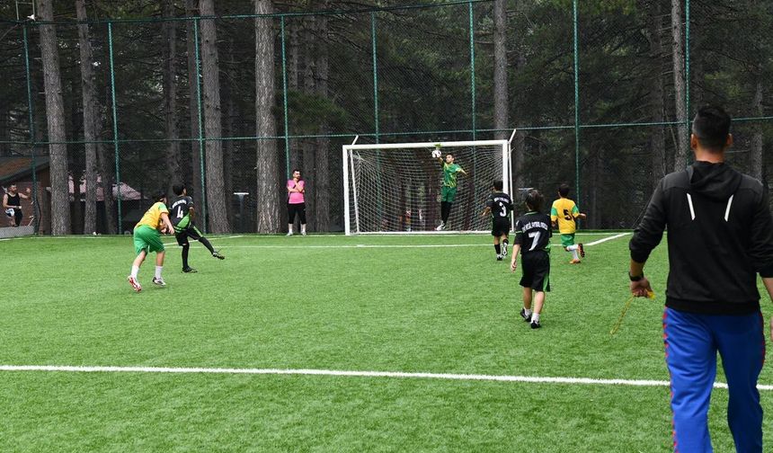 Zorkun Yaylası Çocuk Şenliği Öncesi Futbol Turnuvası Başladı