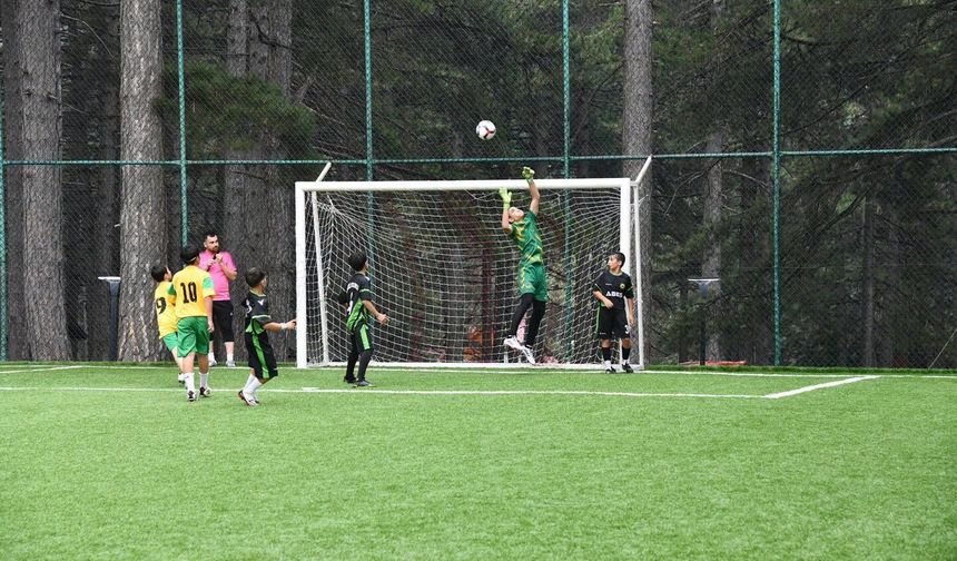 Zorkun’da Samet Aybaba Futbol Turnuvası Başladı