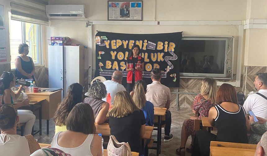 Mersin’de Öğretmenlere Sosyal Hizmet Bilgilendirmesi