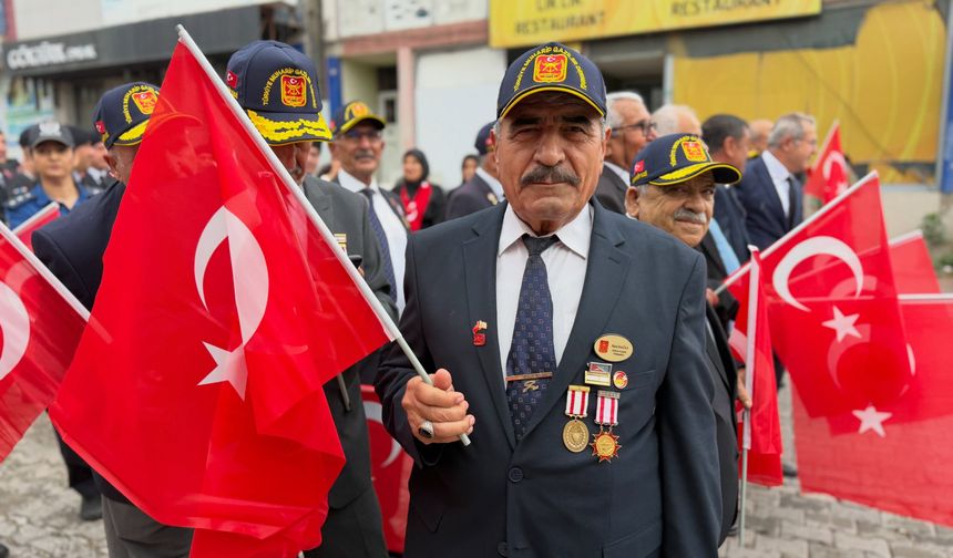 Osmaniye’de İl Sağlık Müdürü Naci Yılmaz Gazilerle Yürüdü