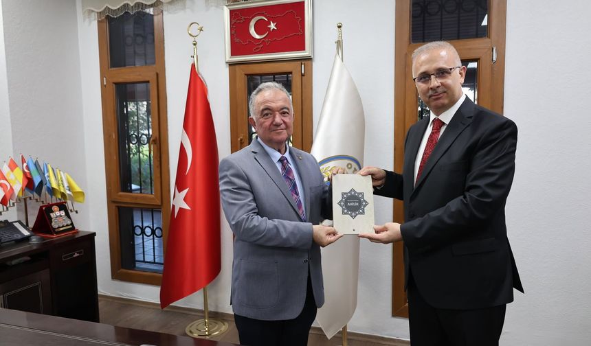 Osmaniye Müftüsü Taşcı’dan OTSO Başkanı Aksoy’a Ziyaret
