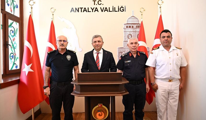 Antalya Valisi Şahin Asayiş Toplantısı'nda Konuştu