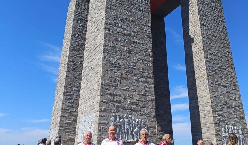 60 Yaş Üstü Bocce Takımından Çanakkale’de Anlamlı Şehitlik Ziyareti