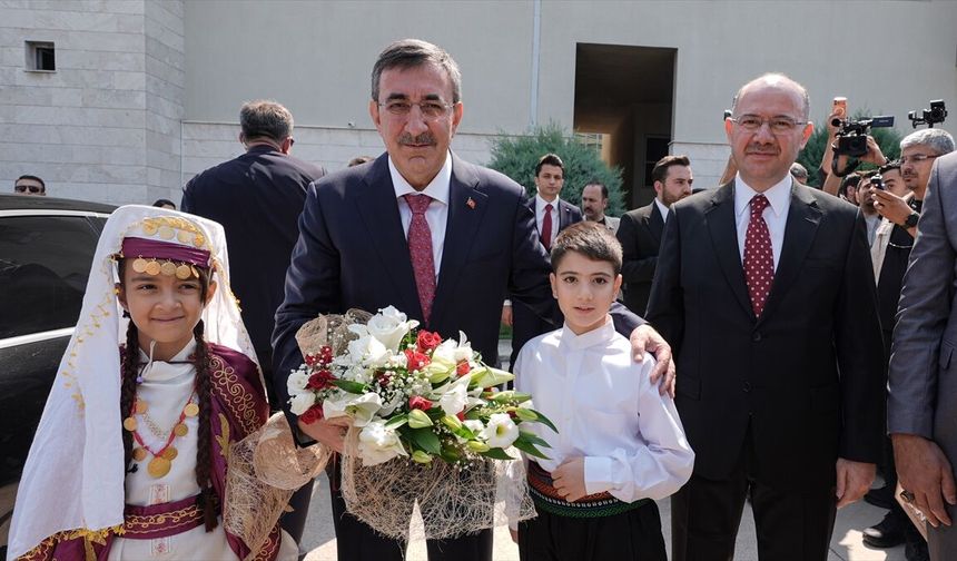 Cumhurbaşkanı Yardımcısı Yılmaz, Osmaniye Valiliğini ziyaret etti