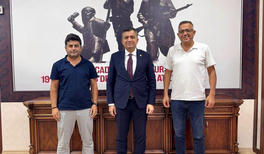 Hatay Dörtyol'da İş İnsanları Kaymakam Keklik'i Ziyaret Etti